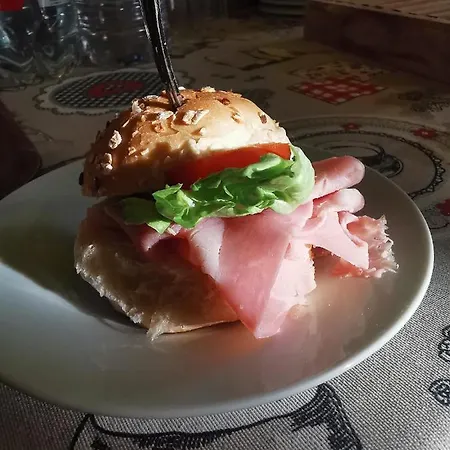 Bed and Breakfast La Corte Φεράρα