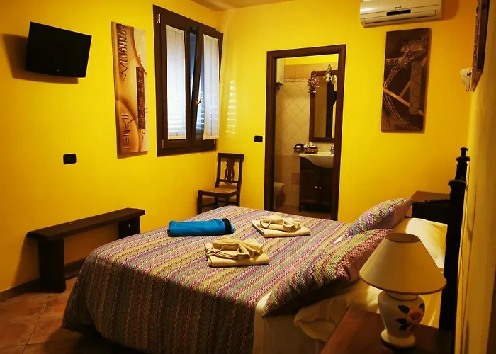 La Corte فندق مبيت وإفطار فيرّارا