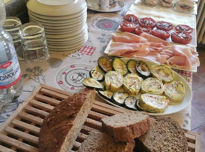 ベッド・アンド・ブレックファスト La Corte 4*